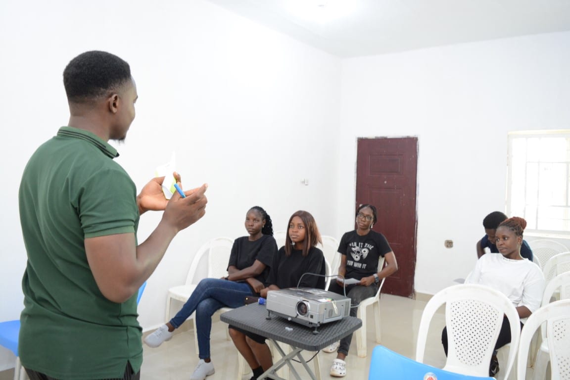 A session under way in the Toko Academy training room on Bekaji Road, Jimeta-Yola